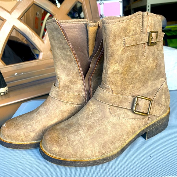 Etc! Mid Calve size 10 boots - Picture 1 of 3